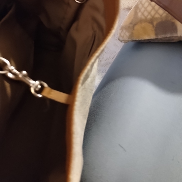 Preowned Vtg Signature Jacquard & leather Tan Tote - Picture 6 of 8